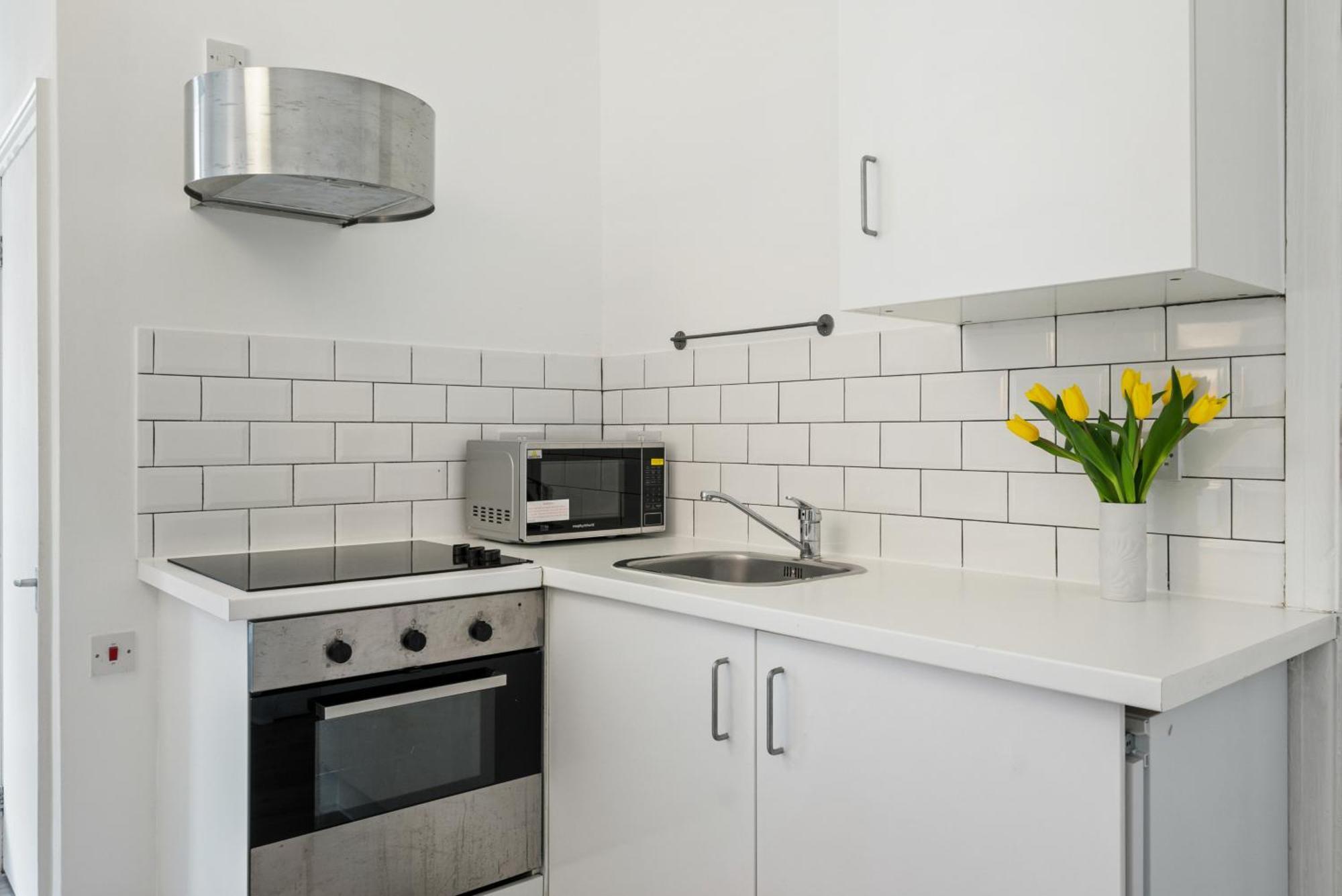 Glenmore Suites Лондон Екстериор снимка