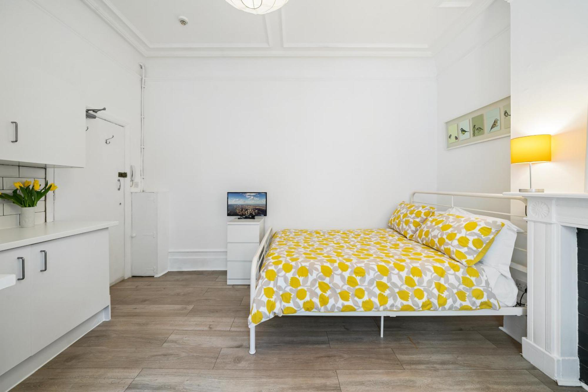 Glenmore Suites Лондон Екстериор снимка
