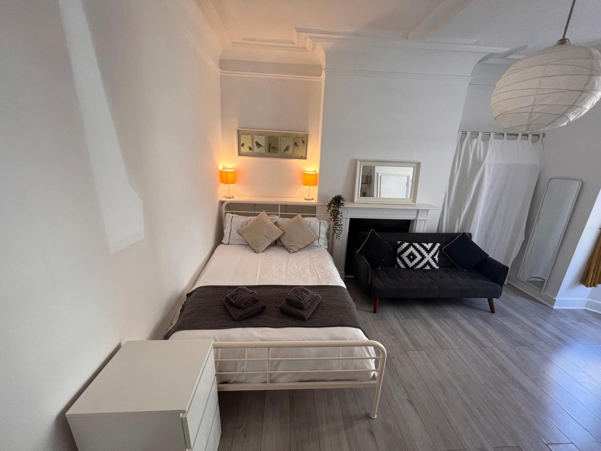 Glenmore Suites Лондон Екстериор снимка