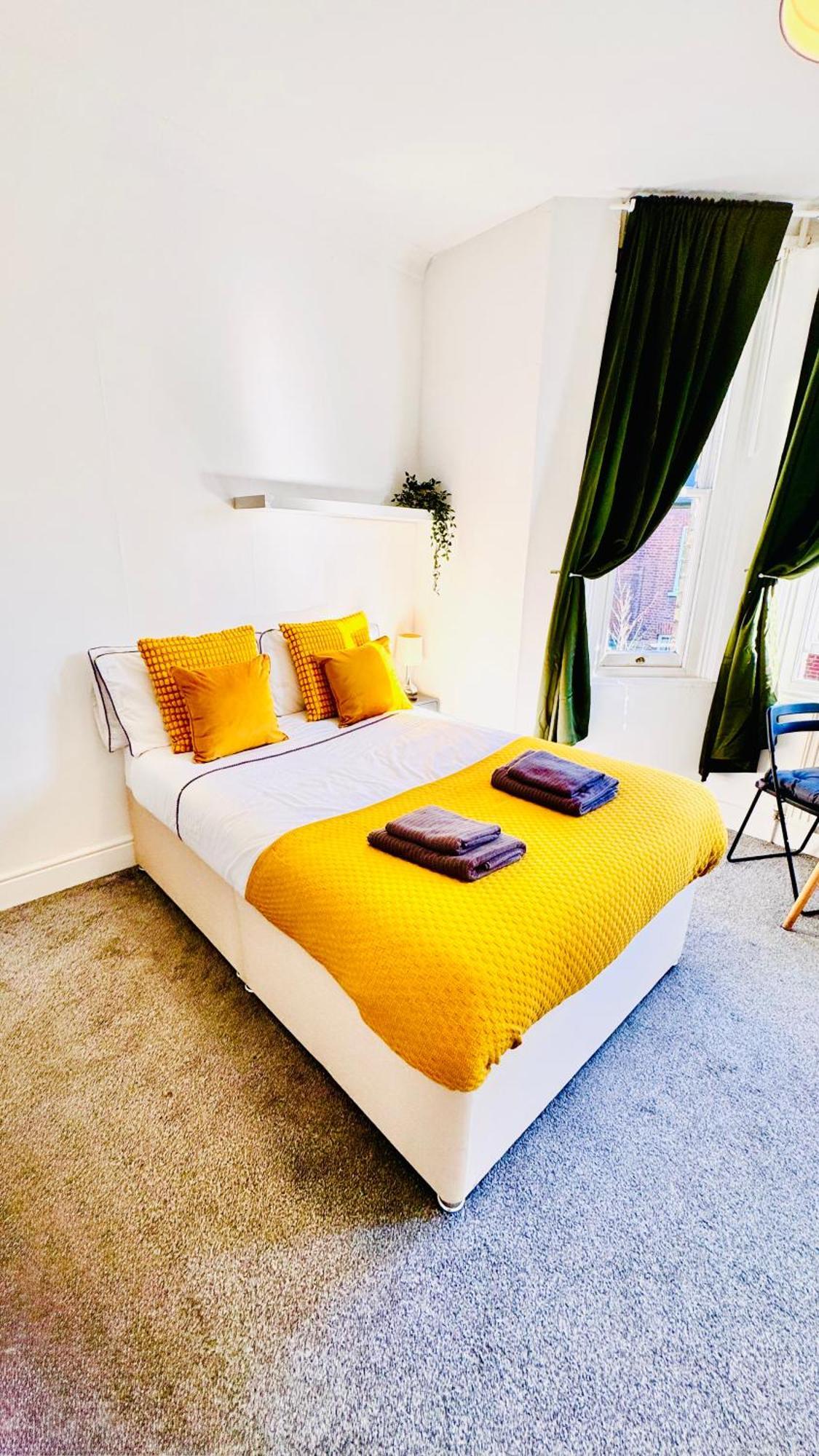 Glenmore Suites Лондон Екстериор снимка